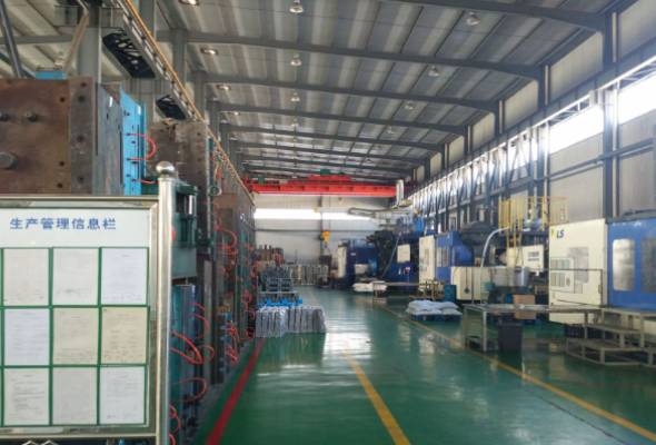 Plastic Pallet Injection Molding Machine Factory