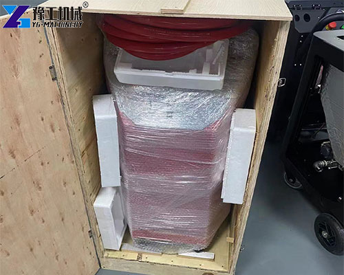 dry ice cleaner packaging and delivery