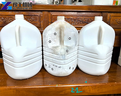 chemical drum produced by YG industrial blowing machine