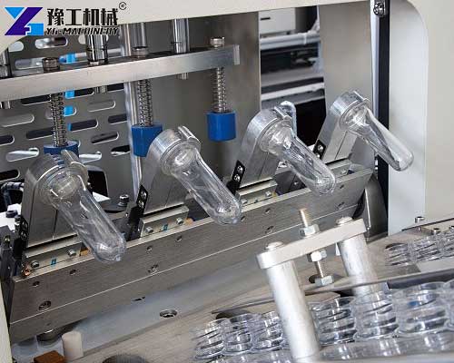 servo driven water bottle blowing machine with stable output system
